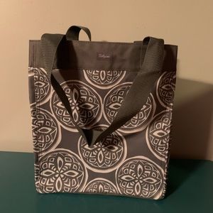 31 Essential Storage Tote